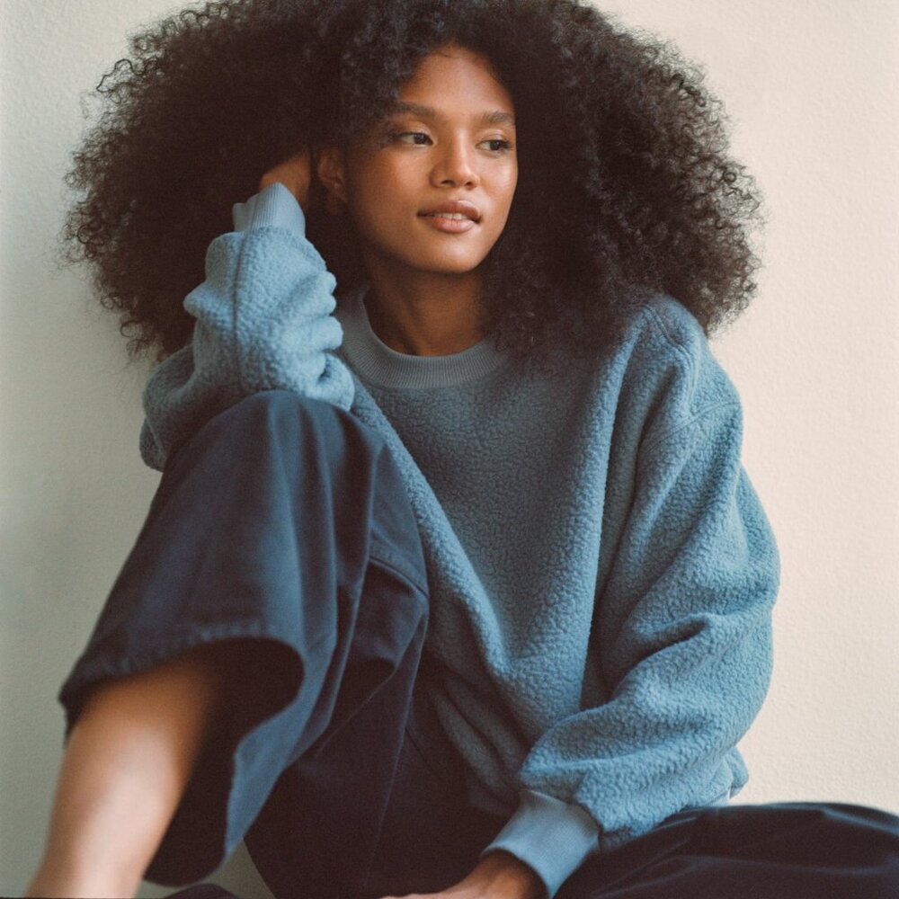 Everlane The ReNew Teddy Oversized Crew Blue Base - Size M